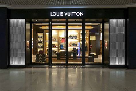 louis vuitton tel aviv photos|Louis Vuitton Store .